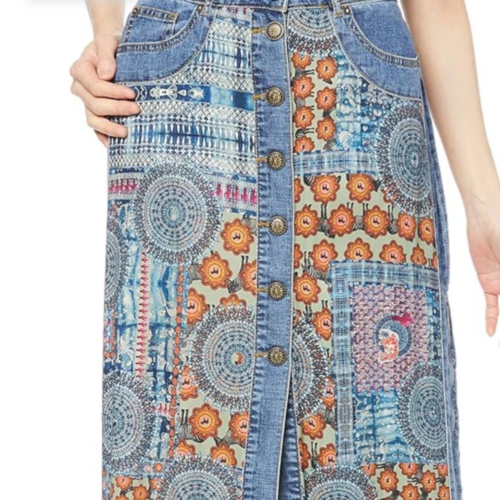 Desigual skirt